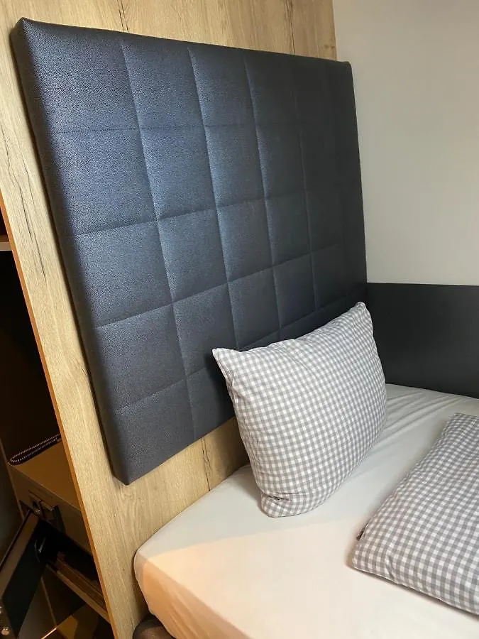 Munich Deluxe Hotel 4*,  Almanya